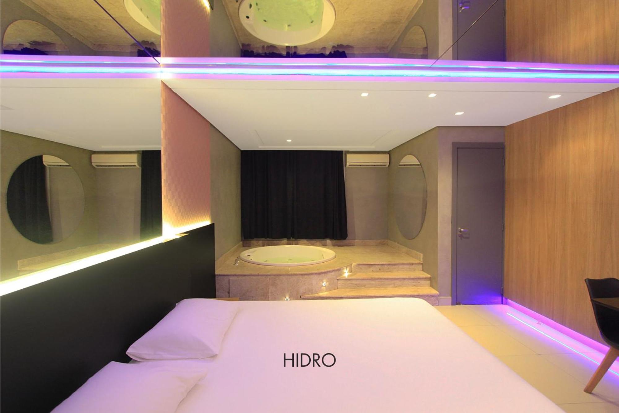 Drops Love hotel *